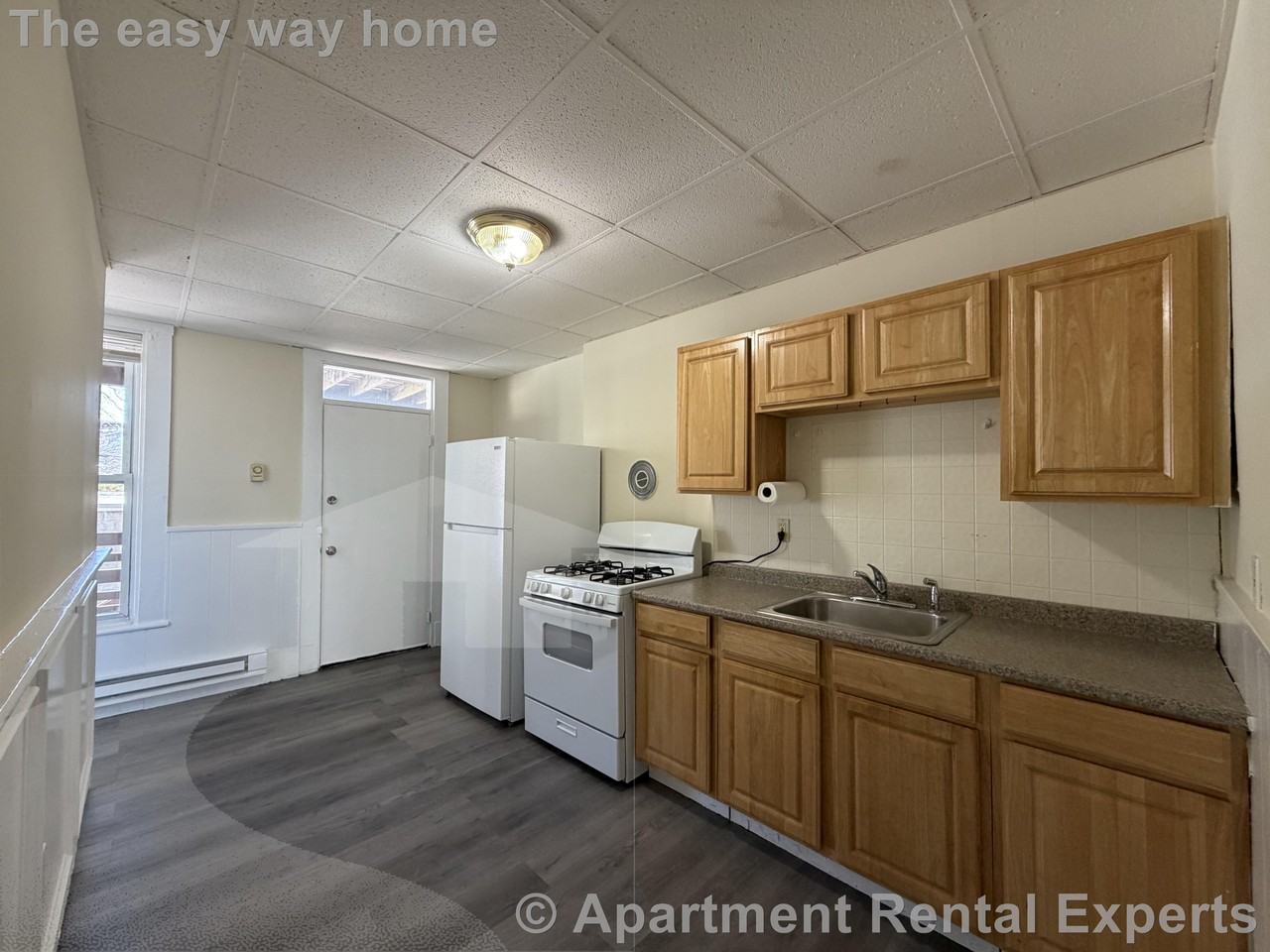 9 School St #1 - Photo 3 of 9