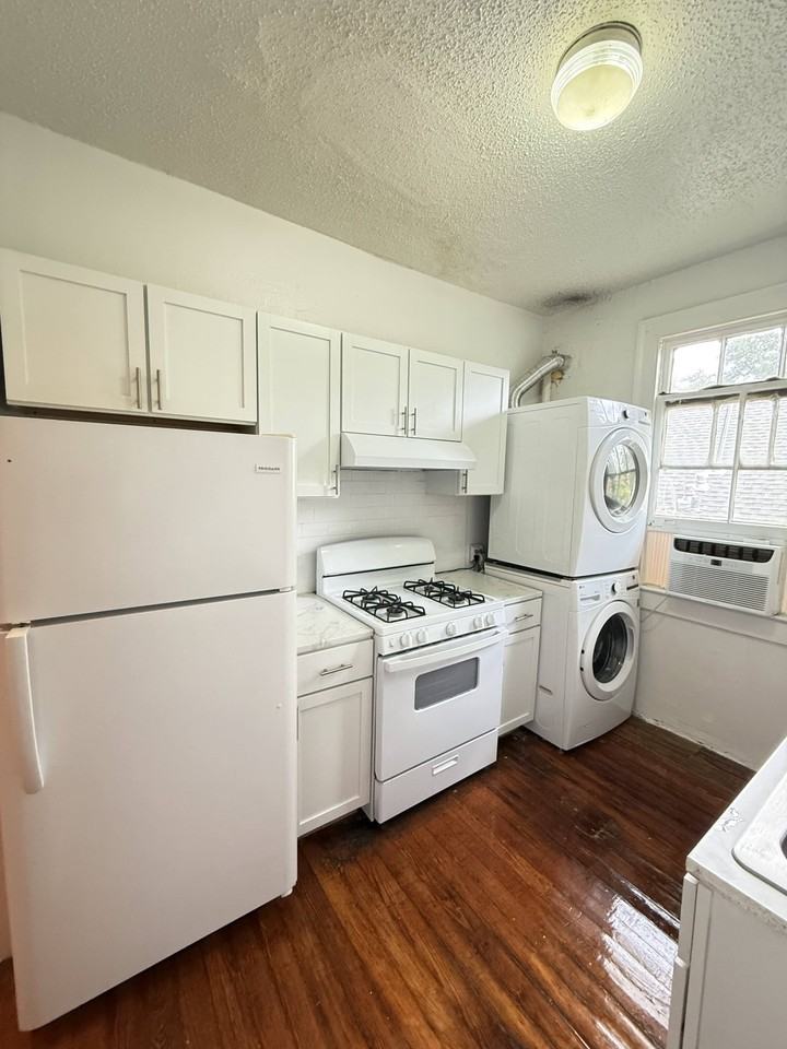 1617 Foucher St. - Photo 3 of 11