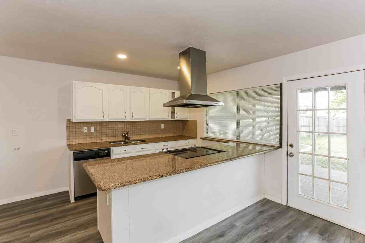 507 Button Dr - Photo 3 of 20