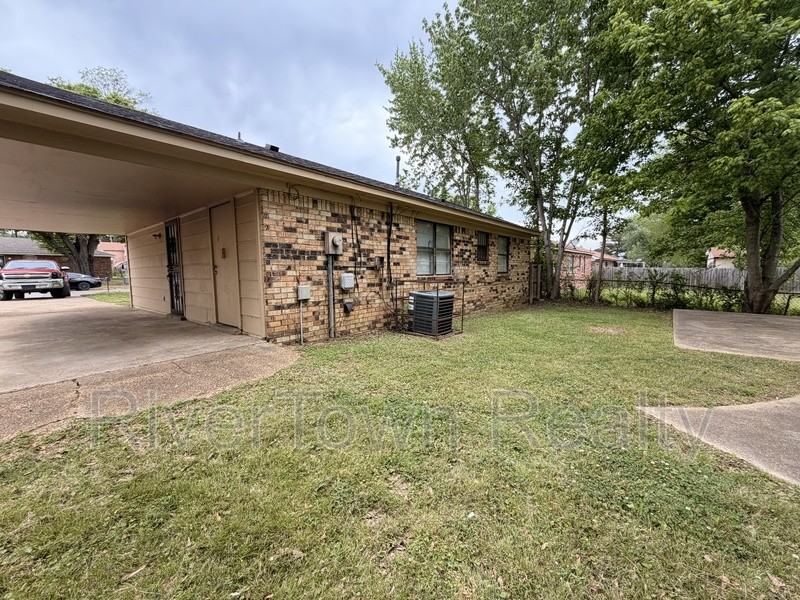 4850 Applestone St - Photo 2 of 10