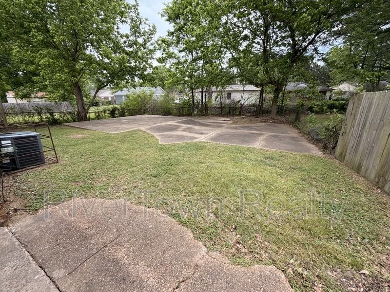 4850 Applestone St - Photo 3 of 10