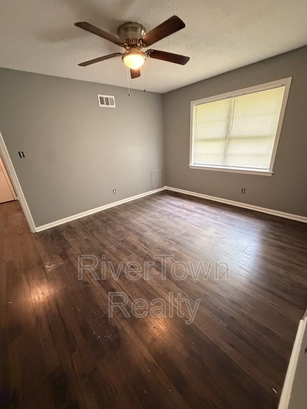 4850 Applestone St - Photo 6 of 10