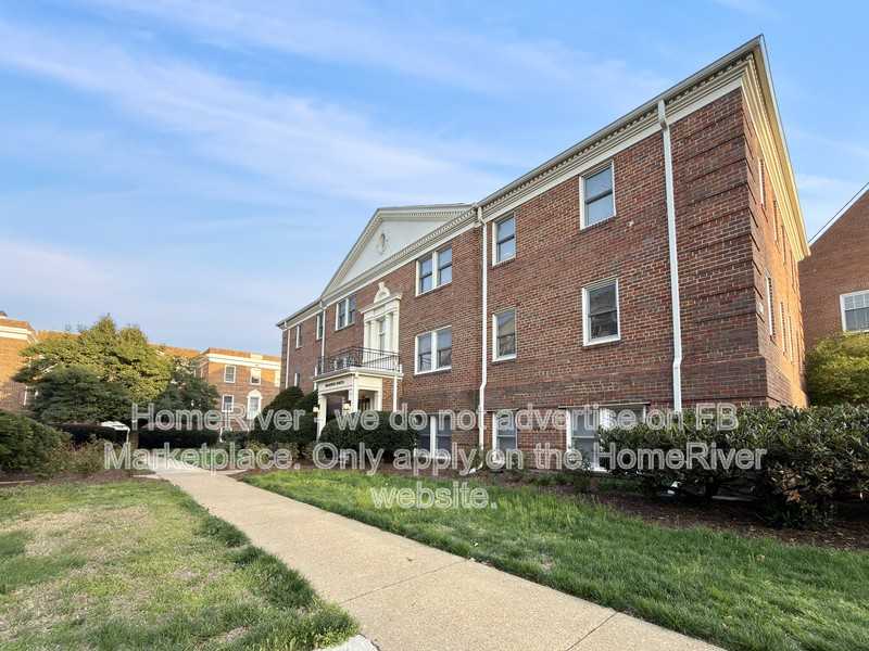 722 S Washington St #104 - Photo 2 of 22