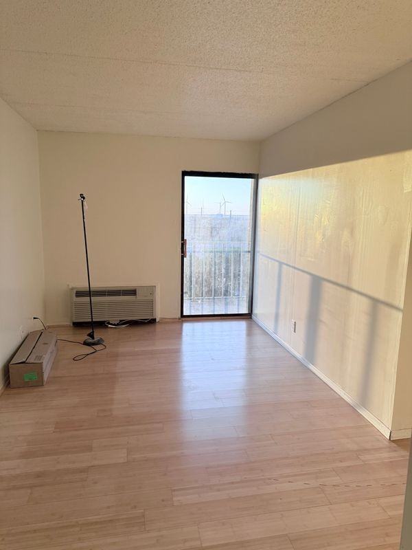 655 Absecon Blvd - Photo 5 of 8