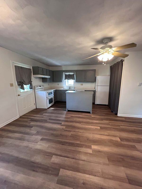 16 W Main St - Photo 3 of 15