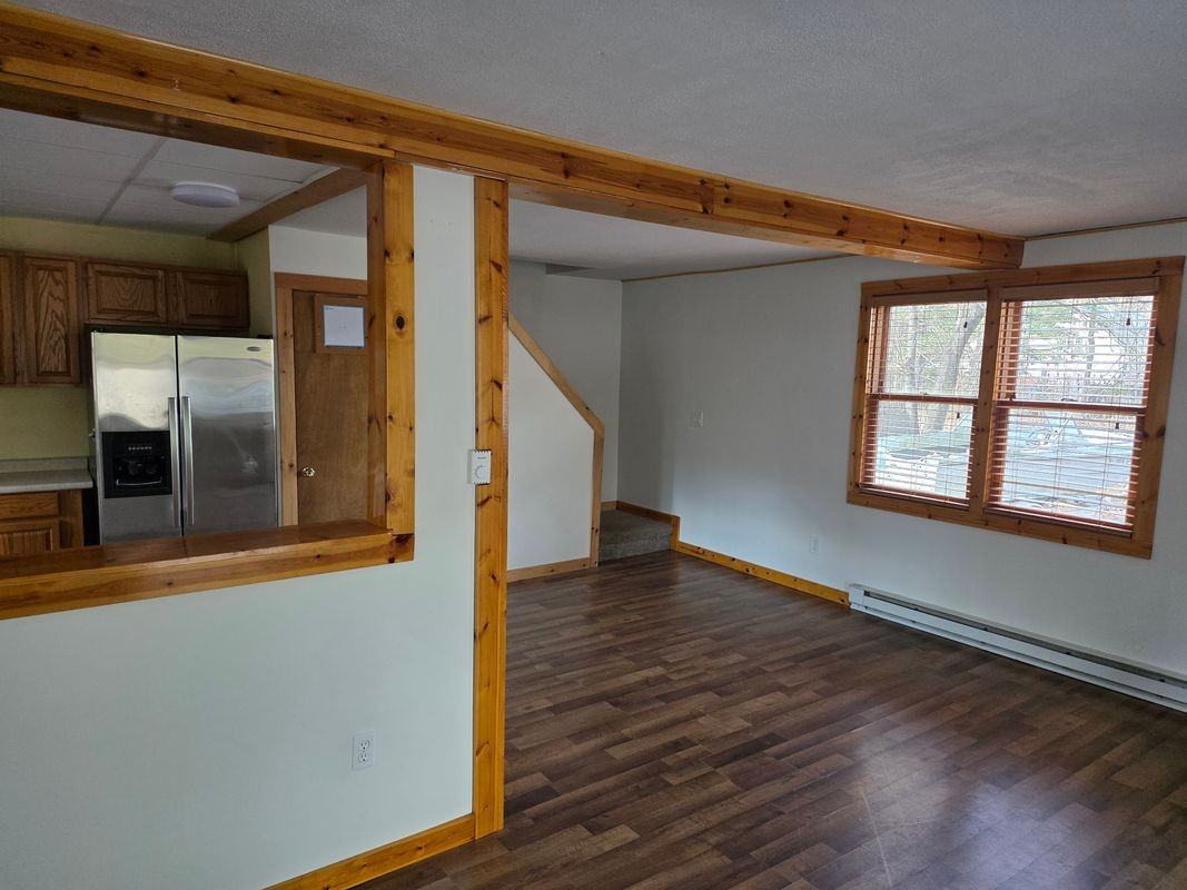 1 Martha Ave - Photo 4 of 14