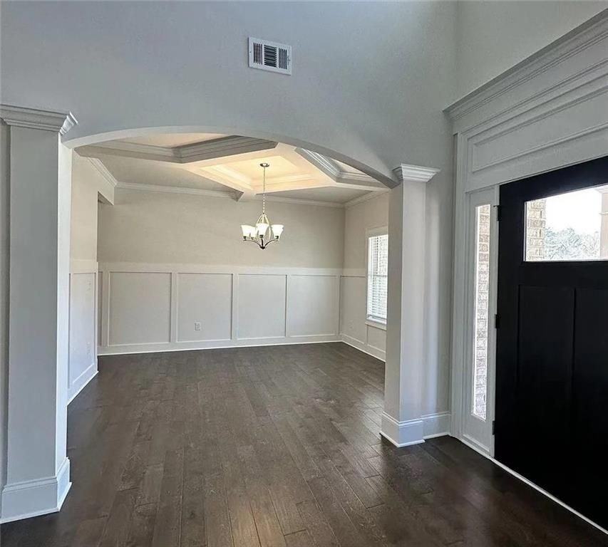 1850 Silver Crest Way - Photo 2 of 23