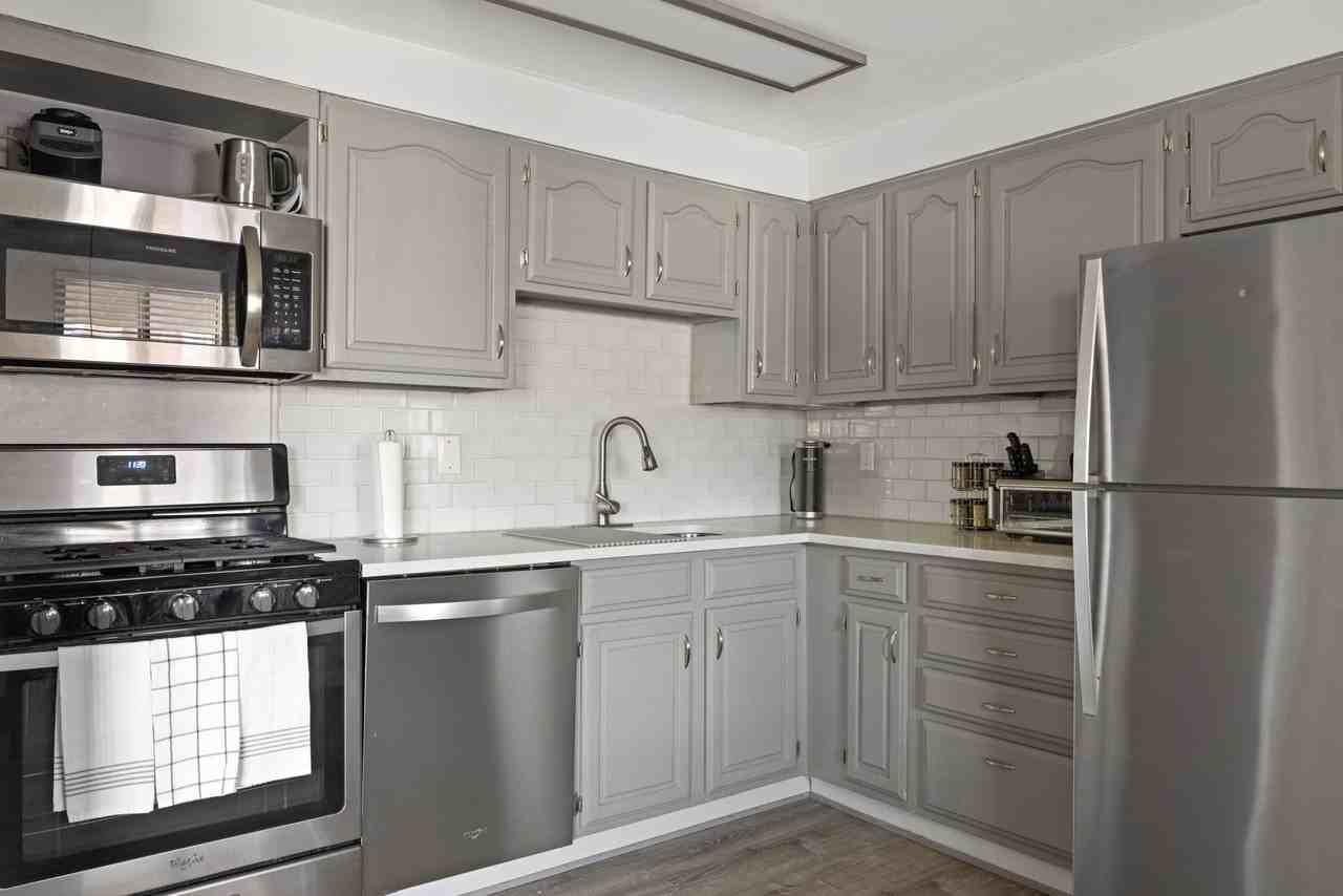 1115 Mary Ann St #1117-2 - Photo 2 of 37