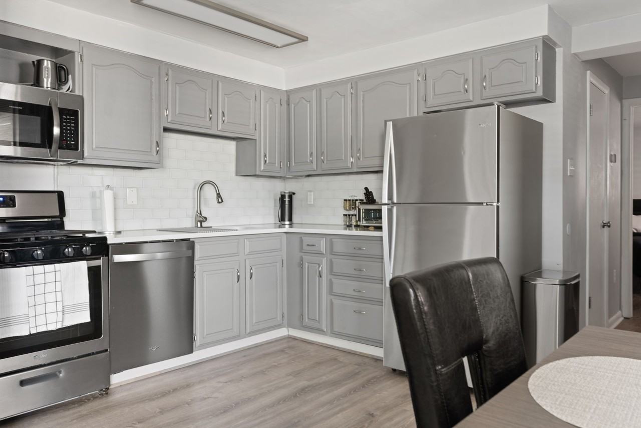1115 Mary Ann St #1117-2 - Photo 3 of 37