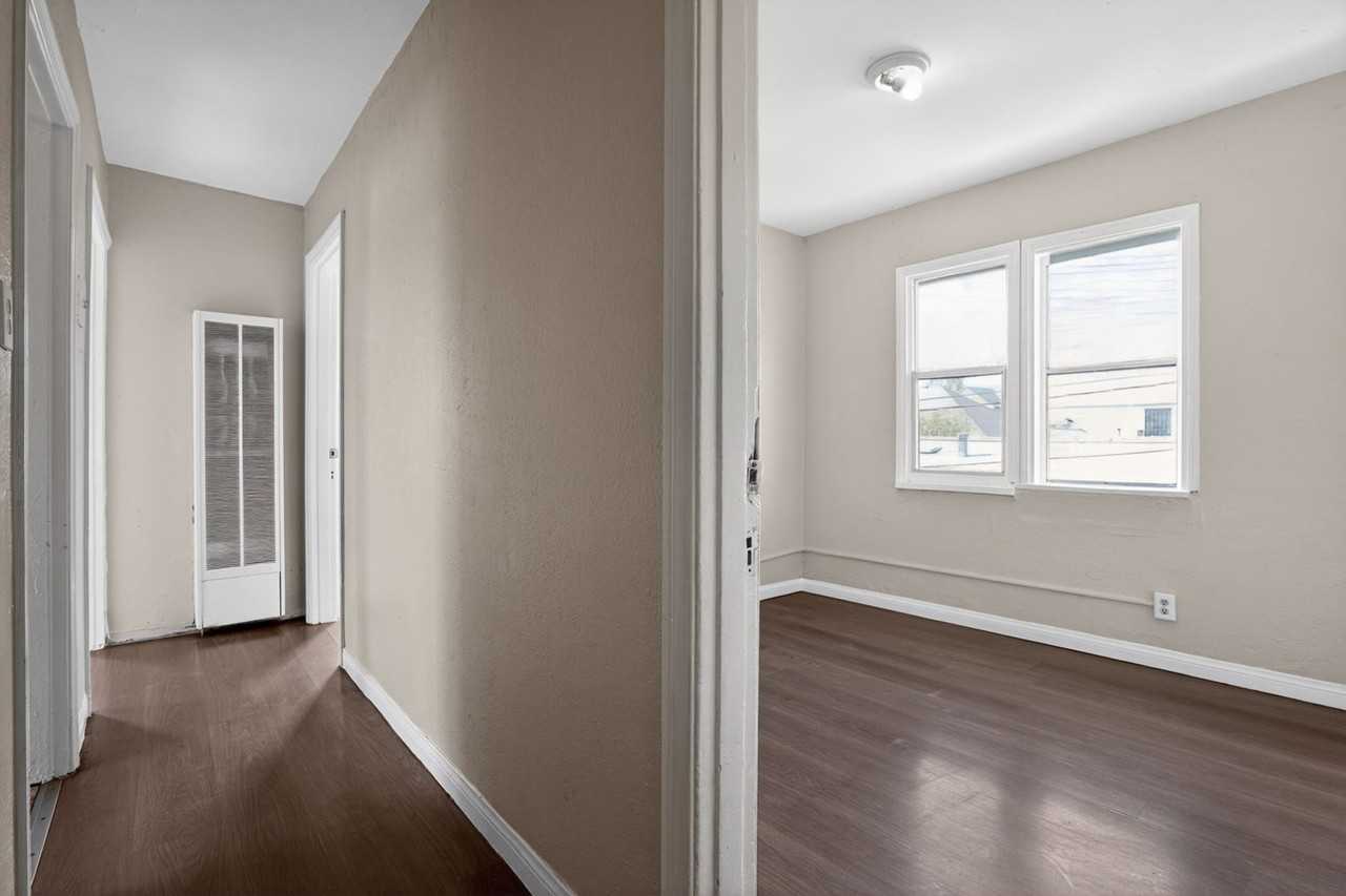 1157 E 21st St #1157 - Photo 5 of 20