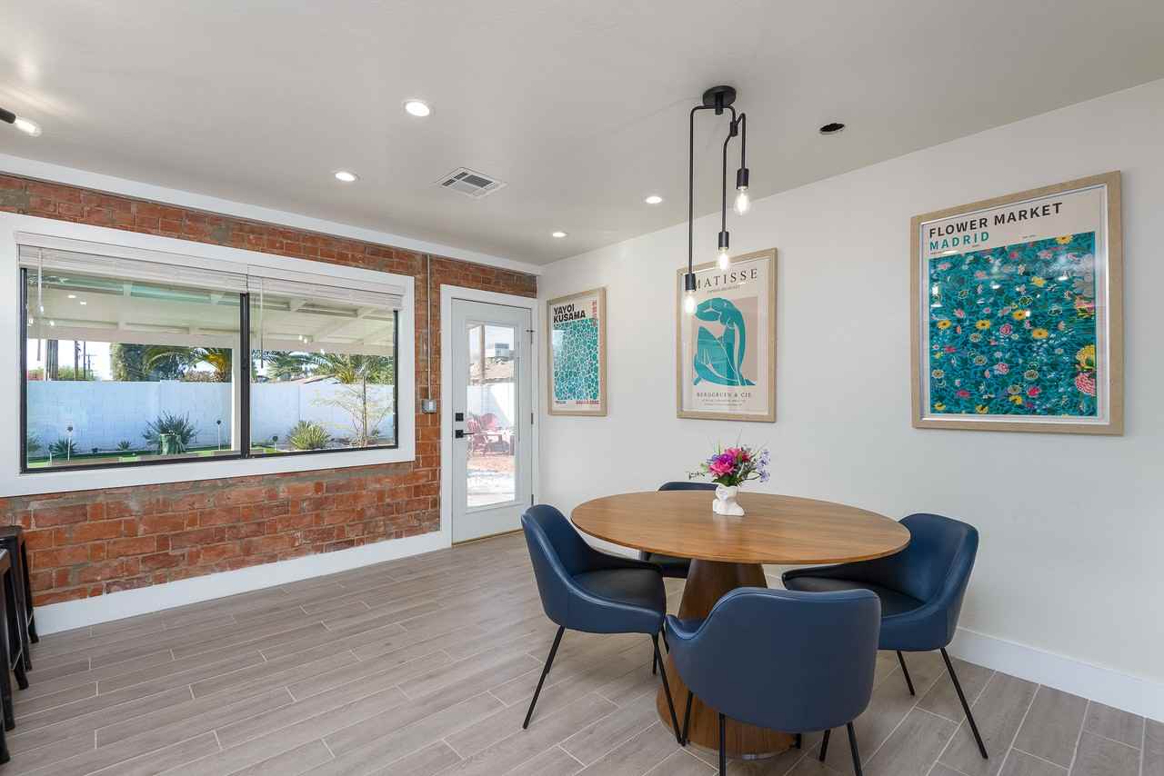 2008 N Miller Rd - Photo 6 of 34