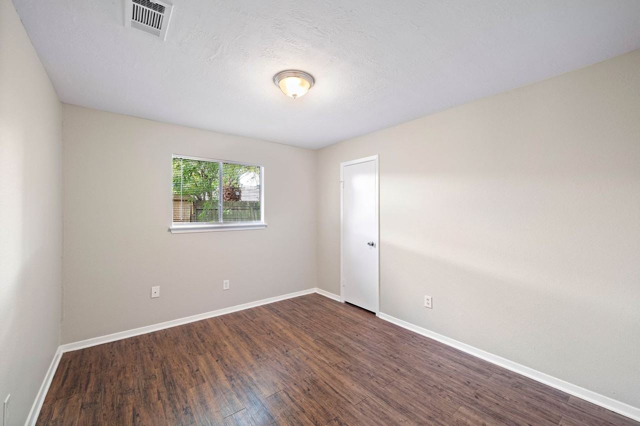 3307 Scotch Moss Ln - Photo 6 of 10