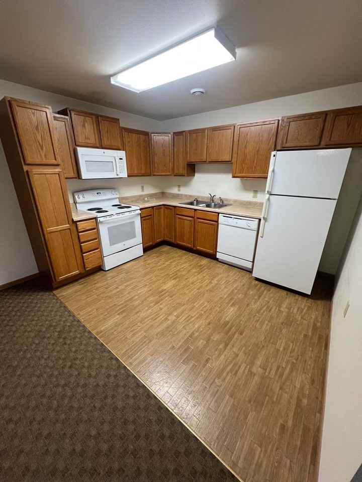 Lampe Estates 295 - Photo 2 of 29