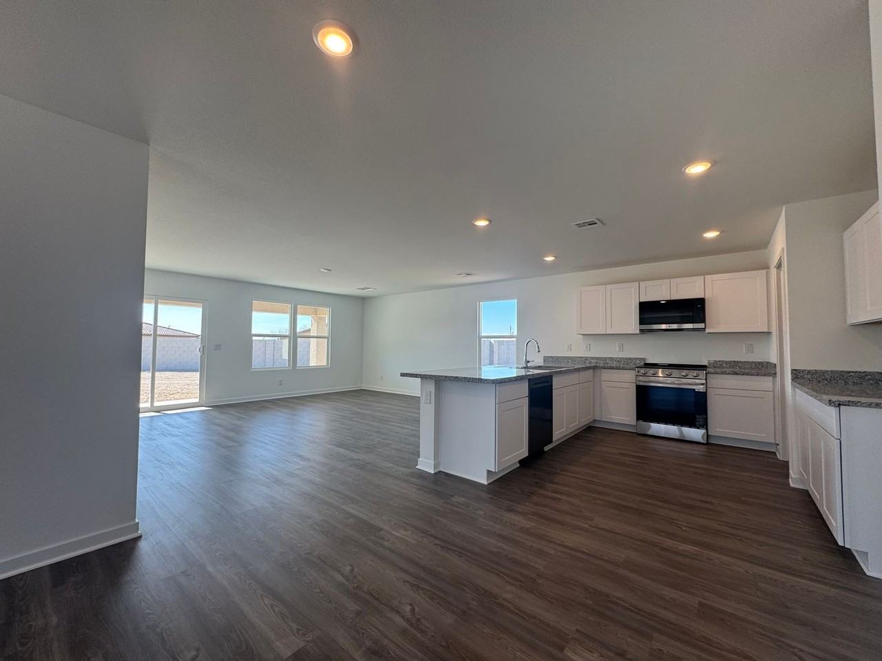 1814 Aloe Ct - Photo 4 of 27