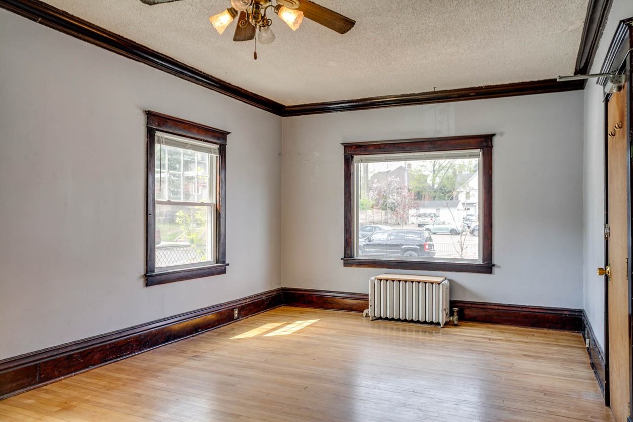 3007 Irving Ave S #1 - Photo 2 of 11