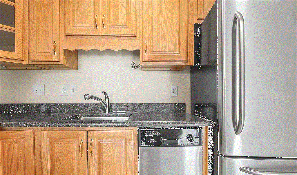 100 Marina Dr - Photo 6 of 9