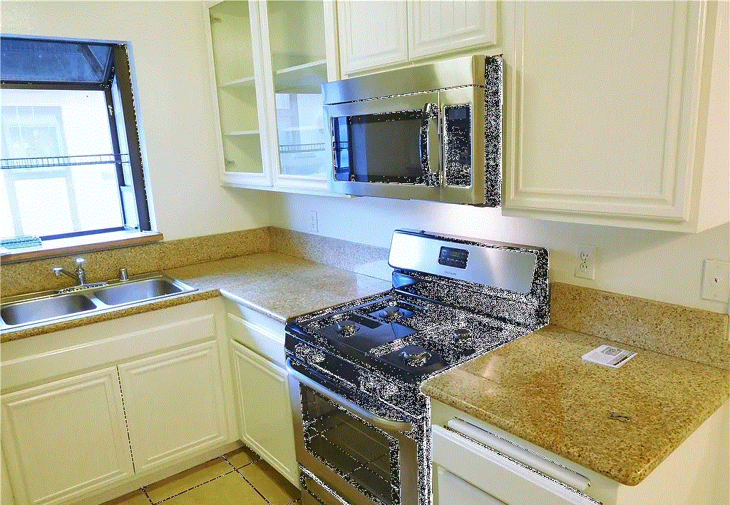 18015 Sundowner Way - Photo 6 of 7