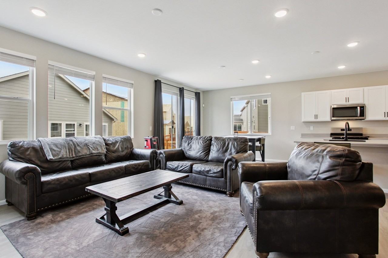 4140 Grand Lake St - Photo 4 of 39