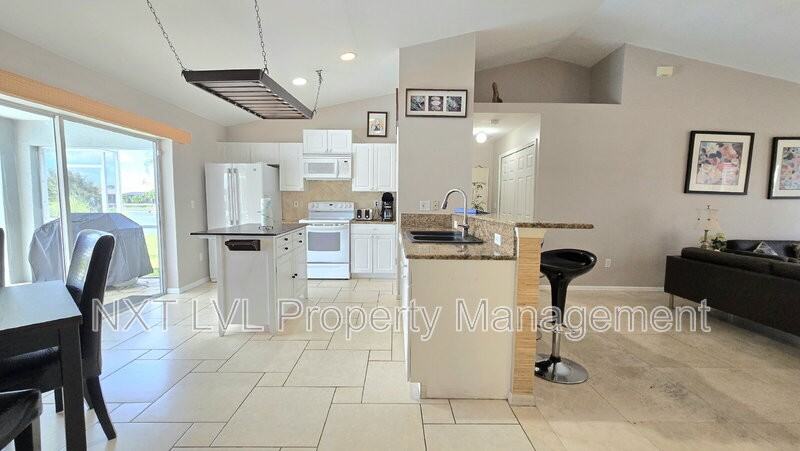 4022 Sw 12th Pl - Photo 6 of 26