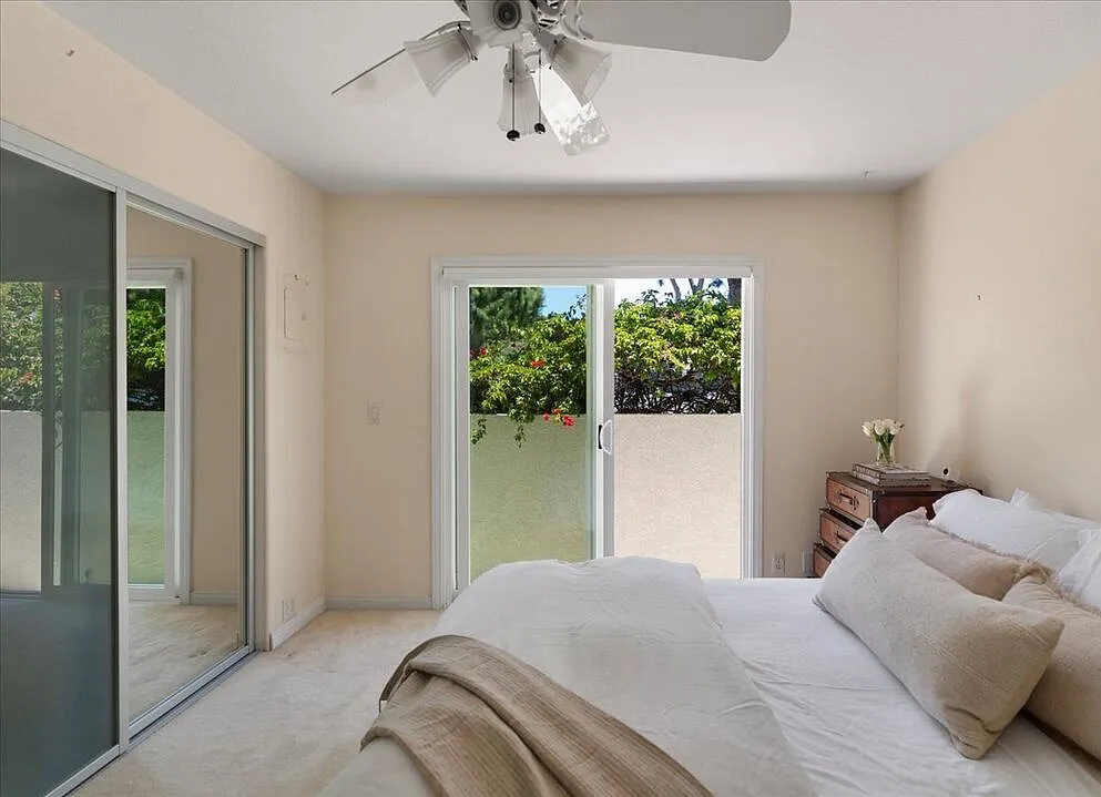 848 Pacific St #2 - Photo 7 of 17