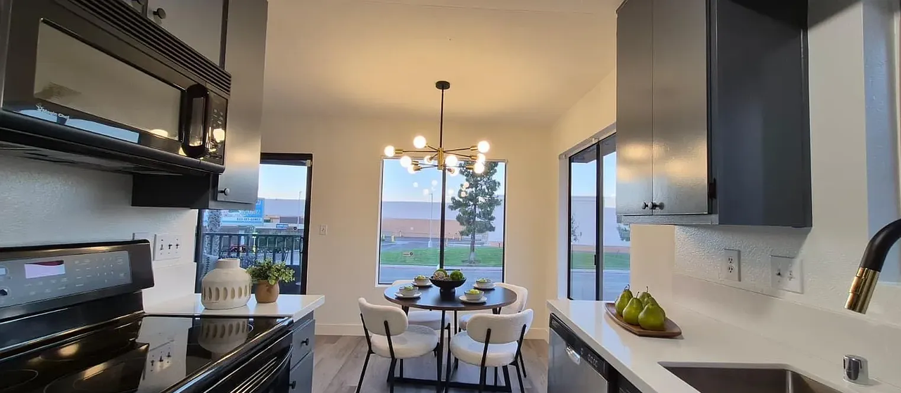 3207 Midway Dr #101 - Photo 4 of 29