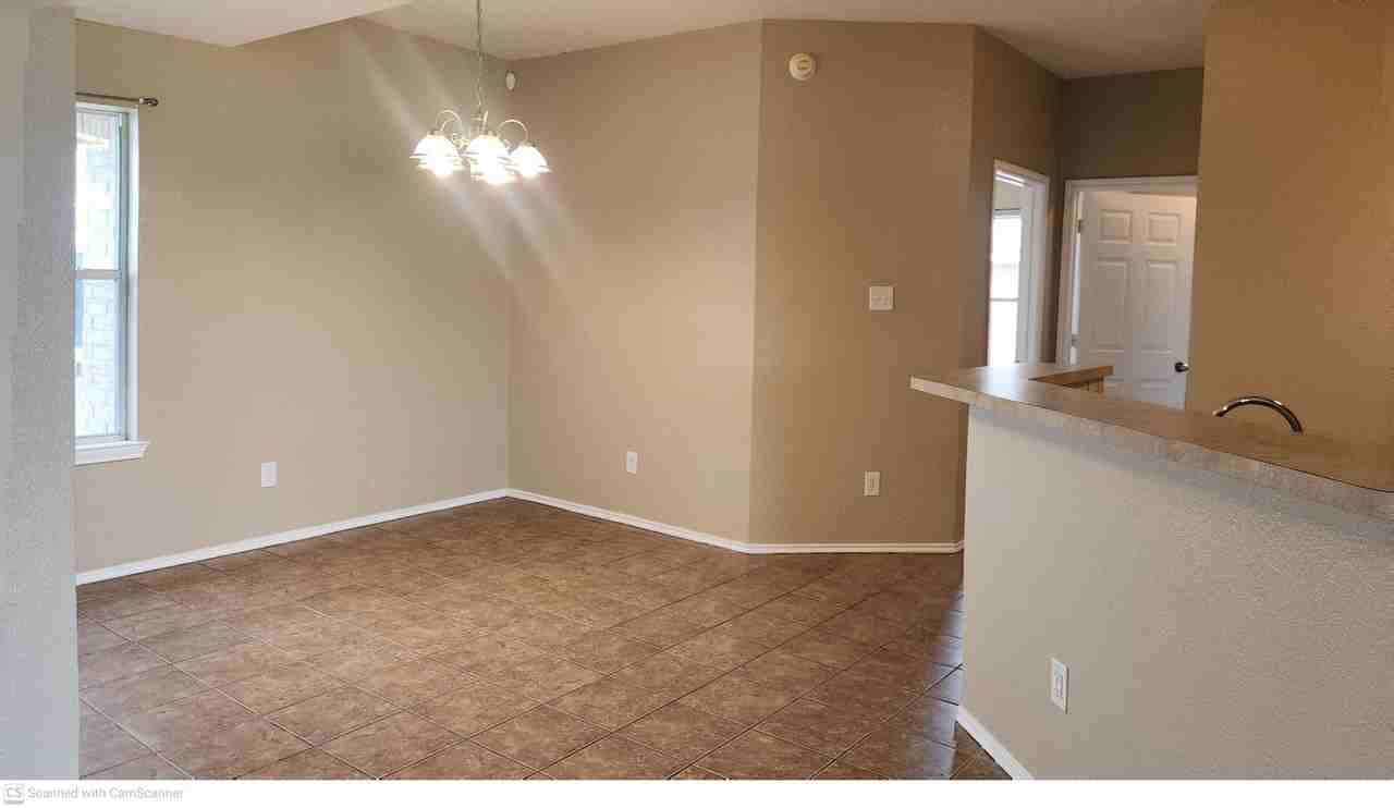 2302 Jake Dr - Photo 4 of 12