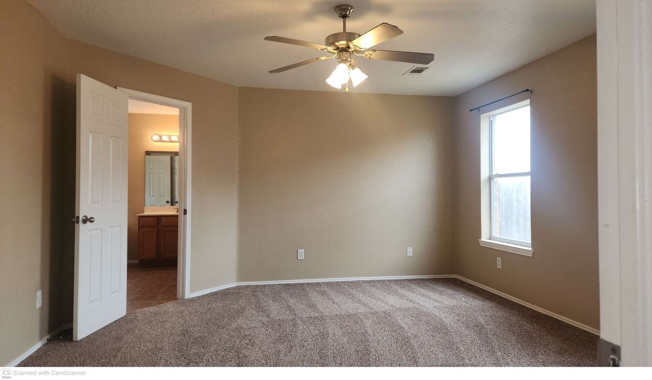 2302 Jake Dr - Photo 5 of 12