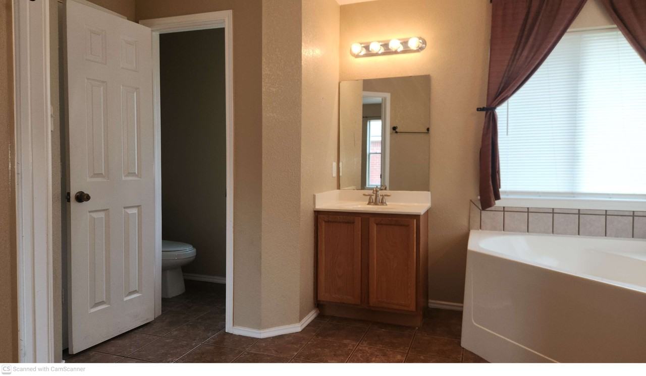 2302 Jake Dr - Photo 6 of 12