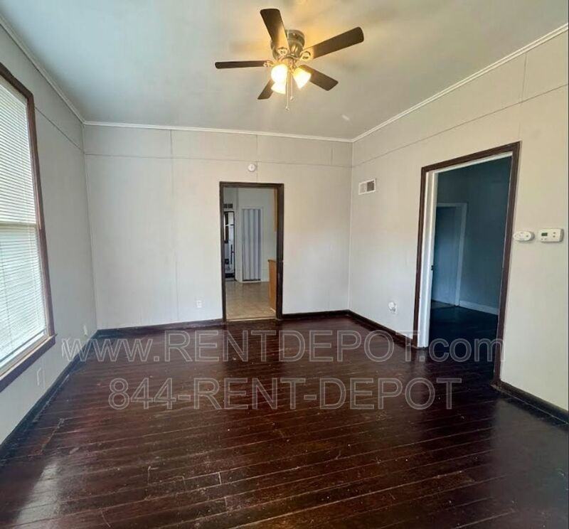 1312 Olive St - Photo 2 of 10