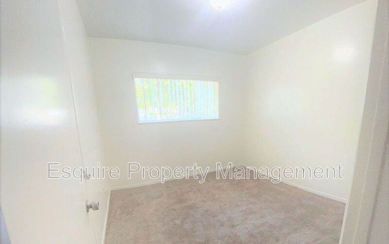 310 Hill St #18 - Photo 3 of 7