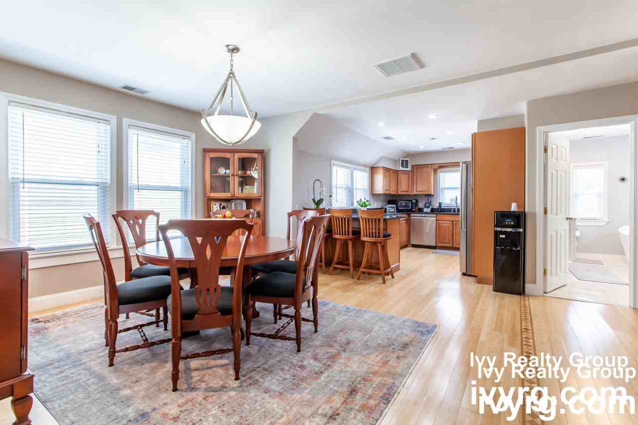 48 Magoun Ave #2 - Photo 3 of 20