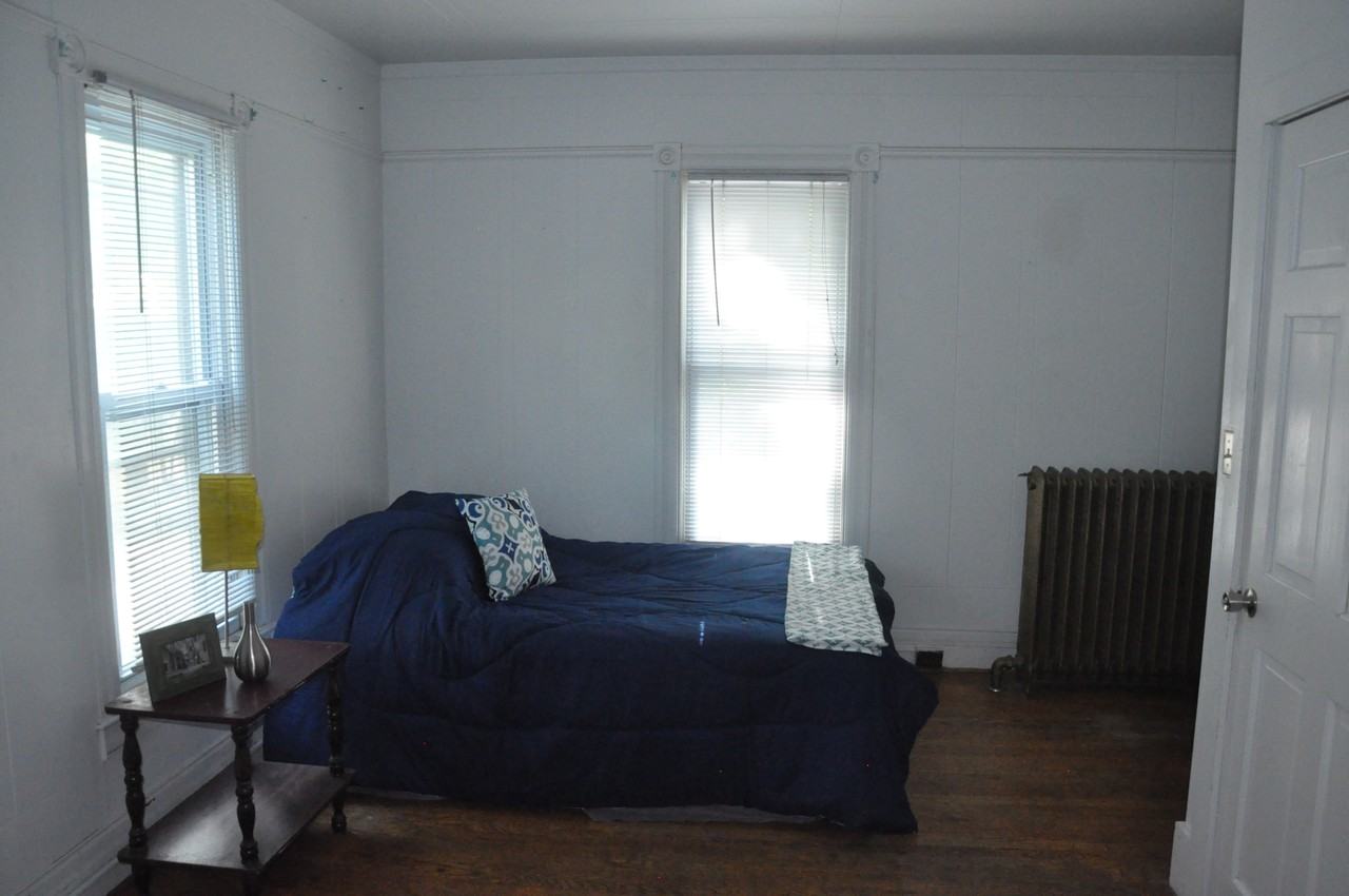 212 Linden Ave #2 - Photo 2 of 6