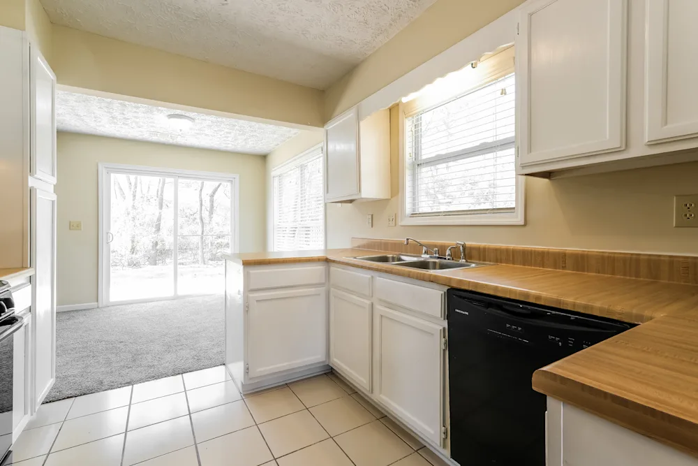 11061 Indian Village Dr #NA - Photo 4 of 10