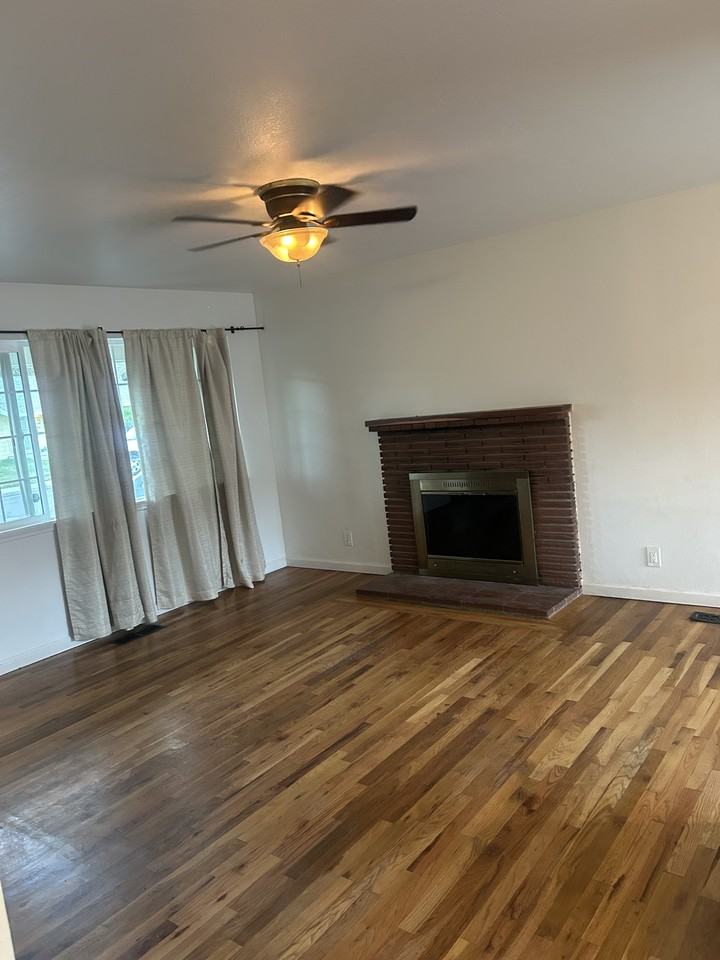 2105 Michael Dr #NA - Photo 3 of 16