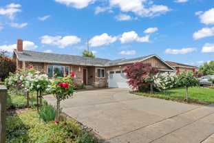 1674 Noreen Dr - Photo 1 of 1