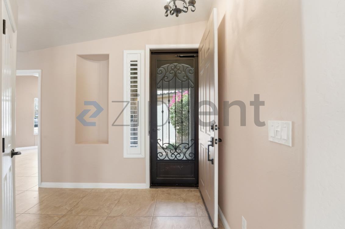 10457 E Star Of The Desert Dr - Photo 7 of 42