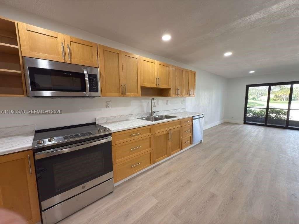 9001 Jacaranda Ln #107 - Photo 5 of 14