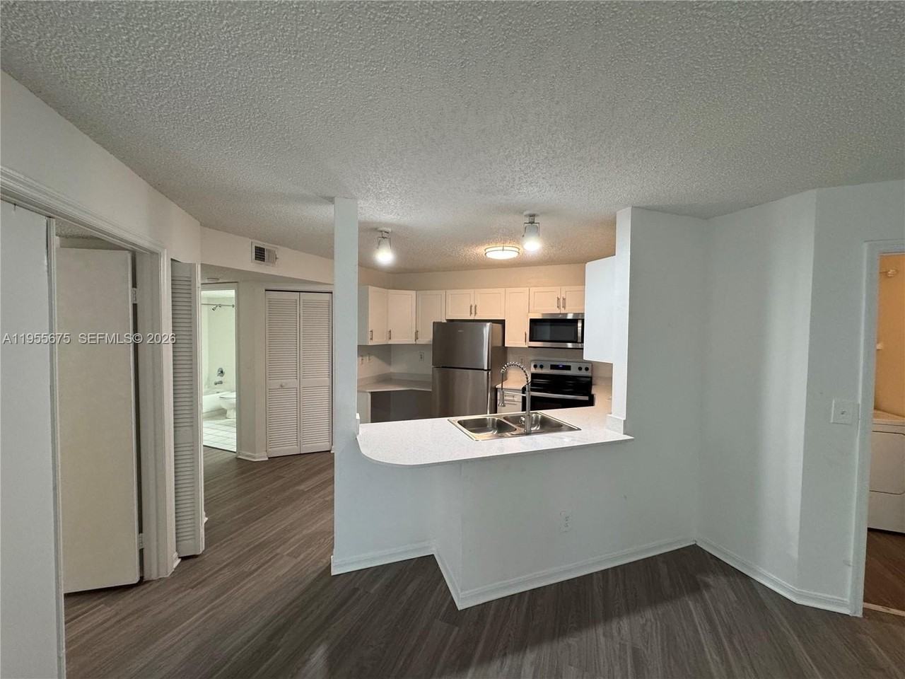 4015 W Mcnab Rd #D104 - Photo 3 of 16