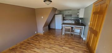 featured image of 106 Mechanic St