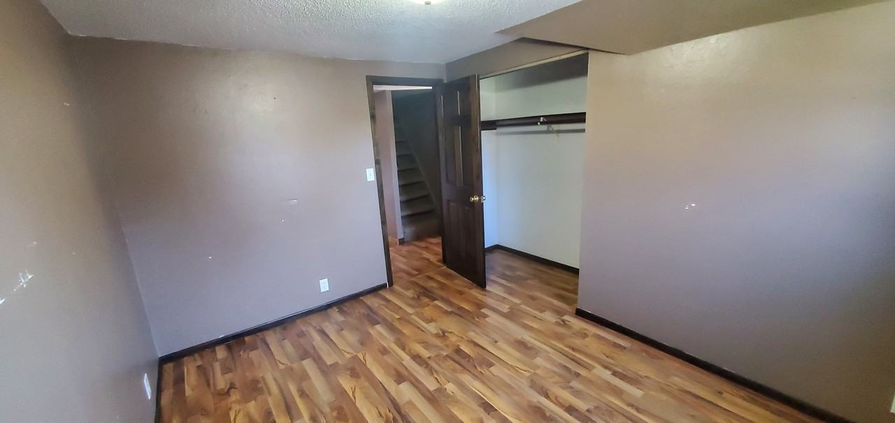 106 Mechanic Street - Photo 7 of 9
