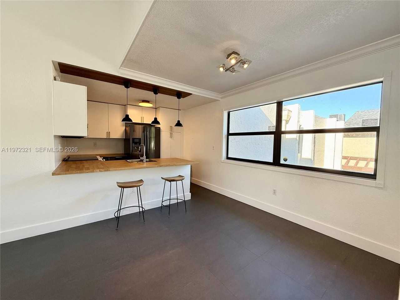 10231 Fontainebleau Blvd #203 - Photo 4 of 26