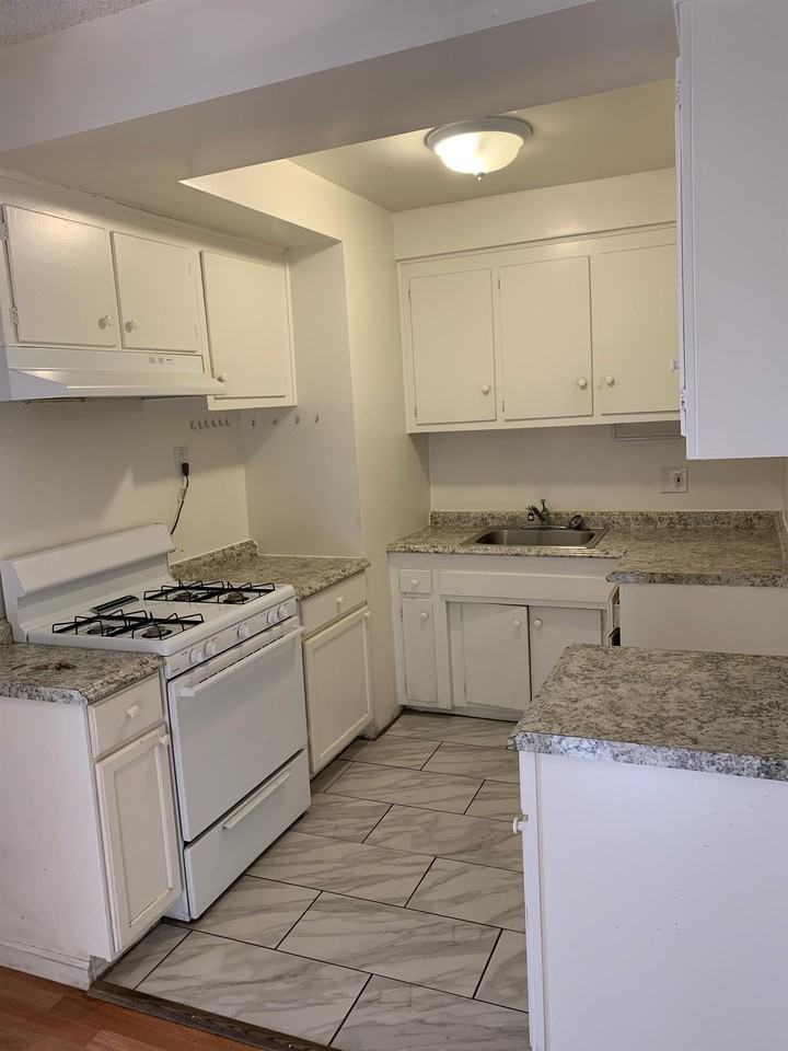 BDA Oasis Apartments - Photo 2 of 26