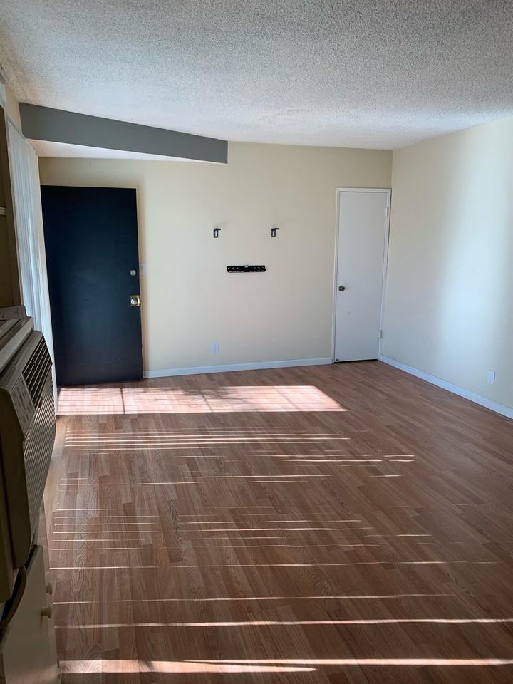 BDA Oasis Apartments - Photo 5 of 26