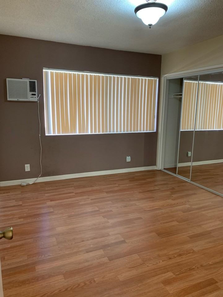 BDA Oasis Apartments - Photo 7 of 26