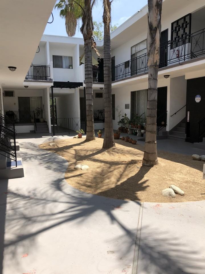 BDA Oasis Apartments - Photo 7 of 21