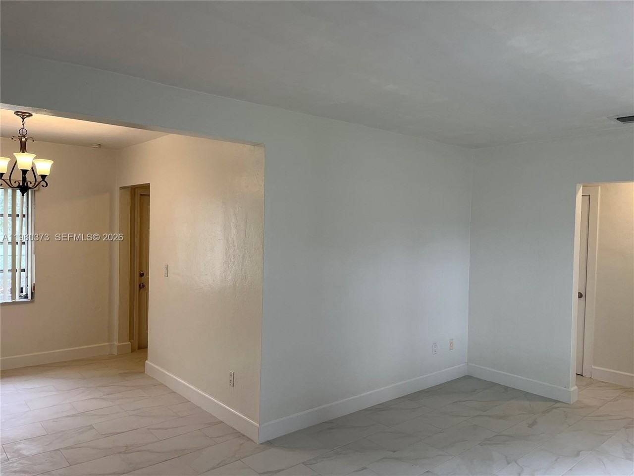 6261 Nw 40th St - Photo 5 of 28