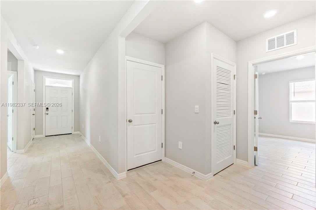 5215 Butte St - Photo 7 of 15