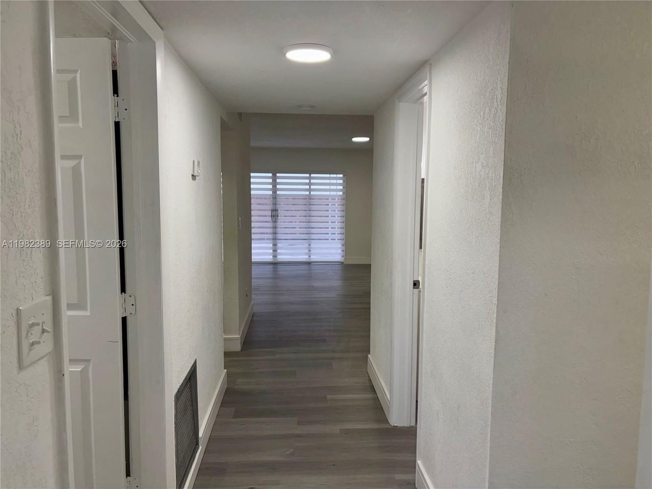 7155 W 2nd Way - Photo 3 of 35