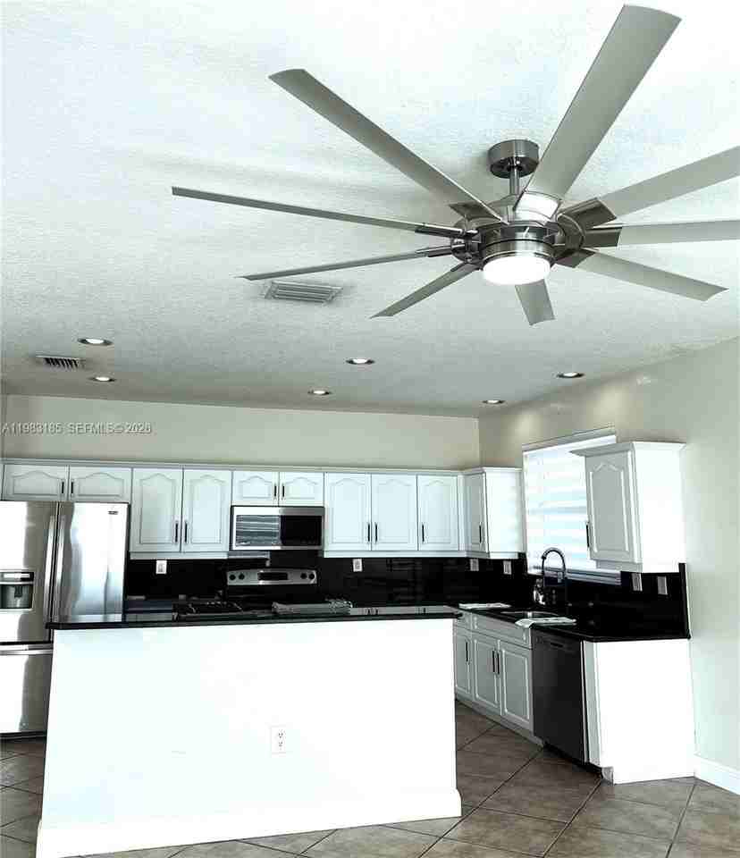 15840 Sw 151st Ter - Photo 6 of 22