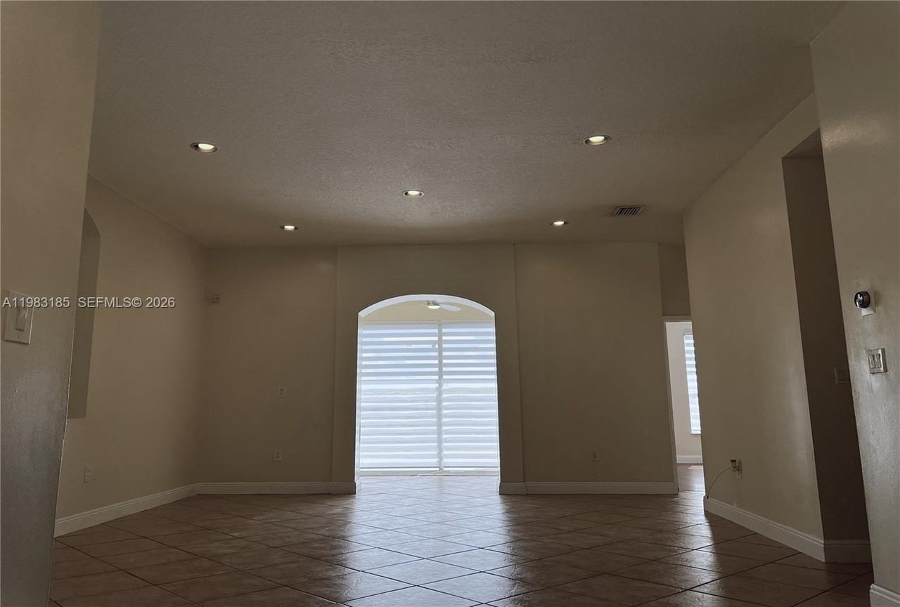 15840 Sw 151st Ter - Photo 7 of 22